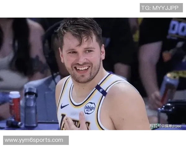 里夫斯称赞东契奇为联盟顶尖球员他的表现令所有人都不感到意外